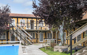 Nice Apartment In Svaneke With Heated Swimming Pool in Svaneke